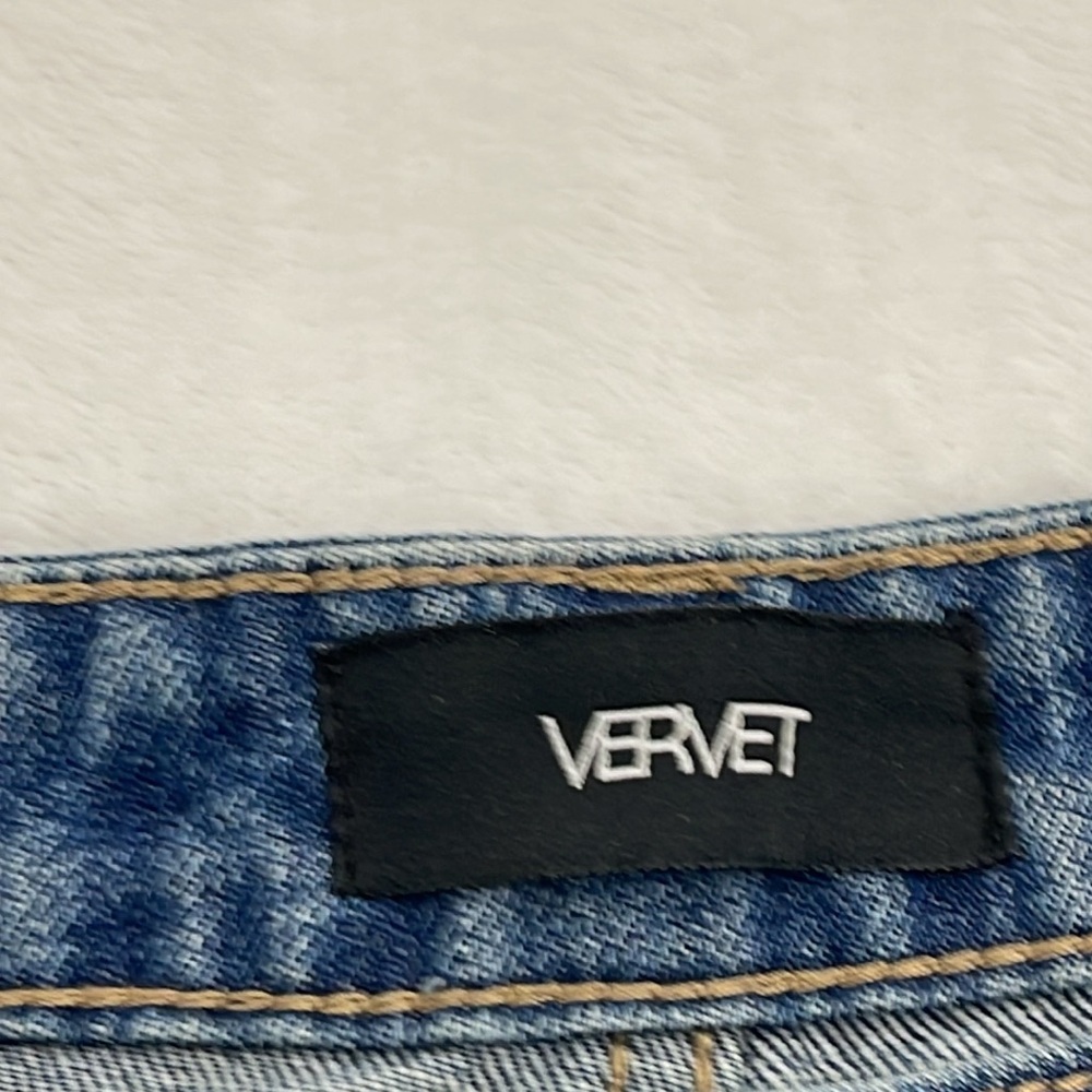 VERVET MOM JEANS FIT WOMENS SIZE 29. - Picture 6 of 8